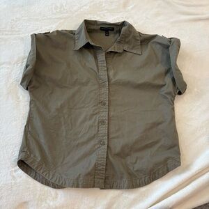 Banana Republic Petite Utility Button-Down Top| Roll Tab Sleeves | Olive Green S